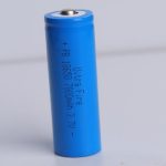 18650-lithium-ion-rechargeable-battery-3-7-volts_01