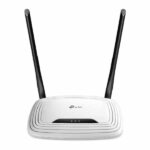 300mbps-wireless-n-router-tplink-tl-wr841n_01.jpg