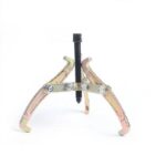 8-inch-external-grip-3-jaw-gear-puller-finder-194075_01.jpg